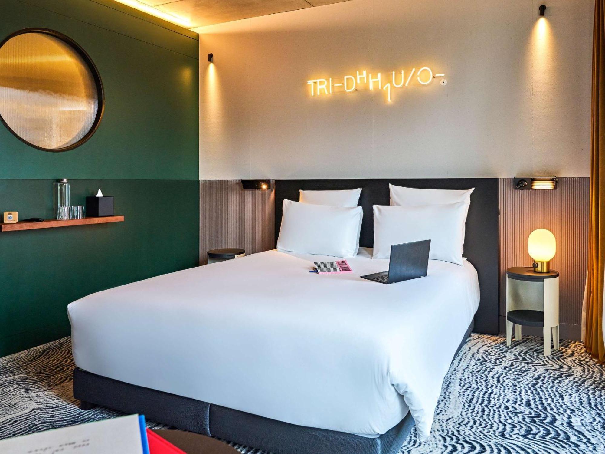 Tribe Paris Clichy 호텔 외부 사진